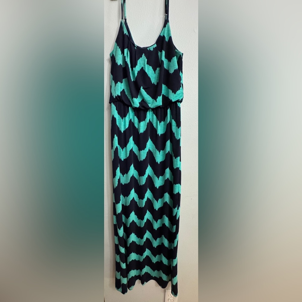 Delirious Chevron Pattern Teal and Navy Maxi Dress Size Small